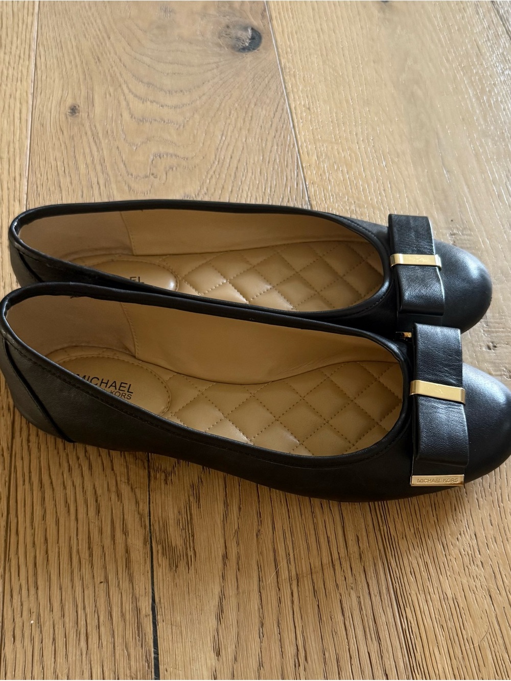 Michael Kors Black Leather Bow Ballet Flats Size 10